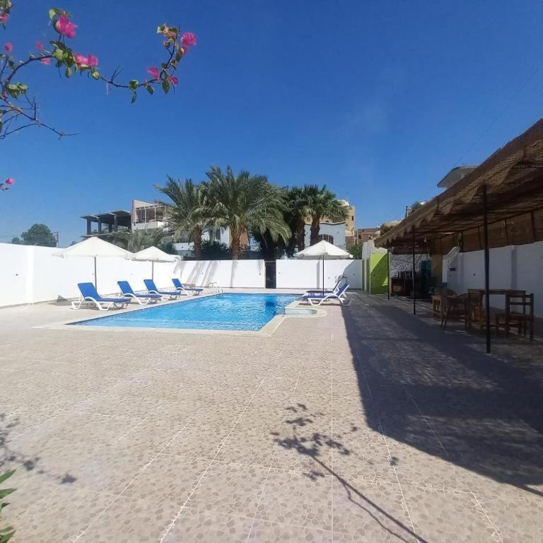 El Fayrouz Hotel Luxor Exteriör bild